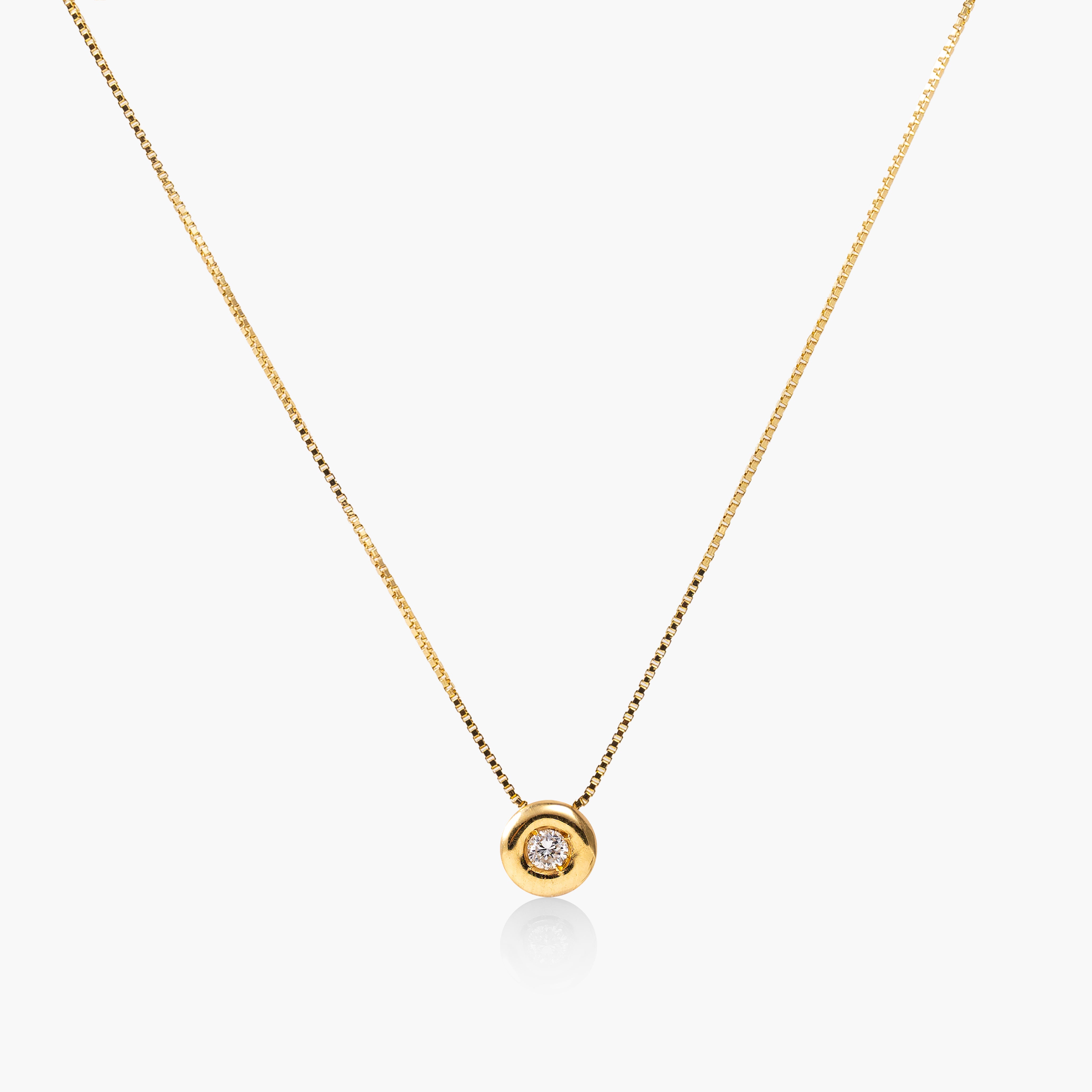 Round Gold Spotlight Diamond Necklace