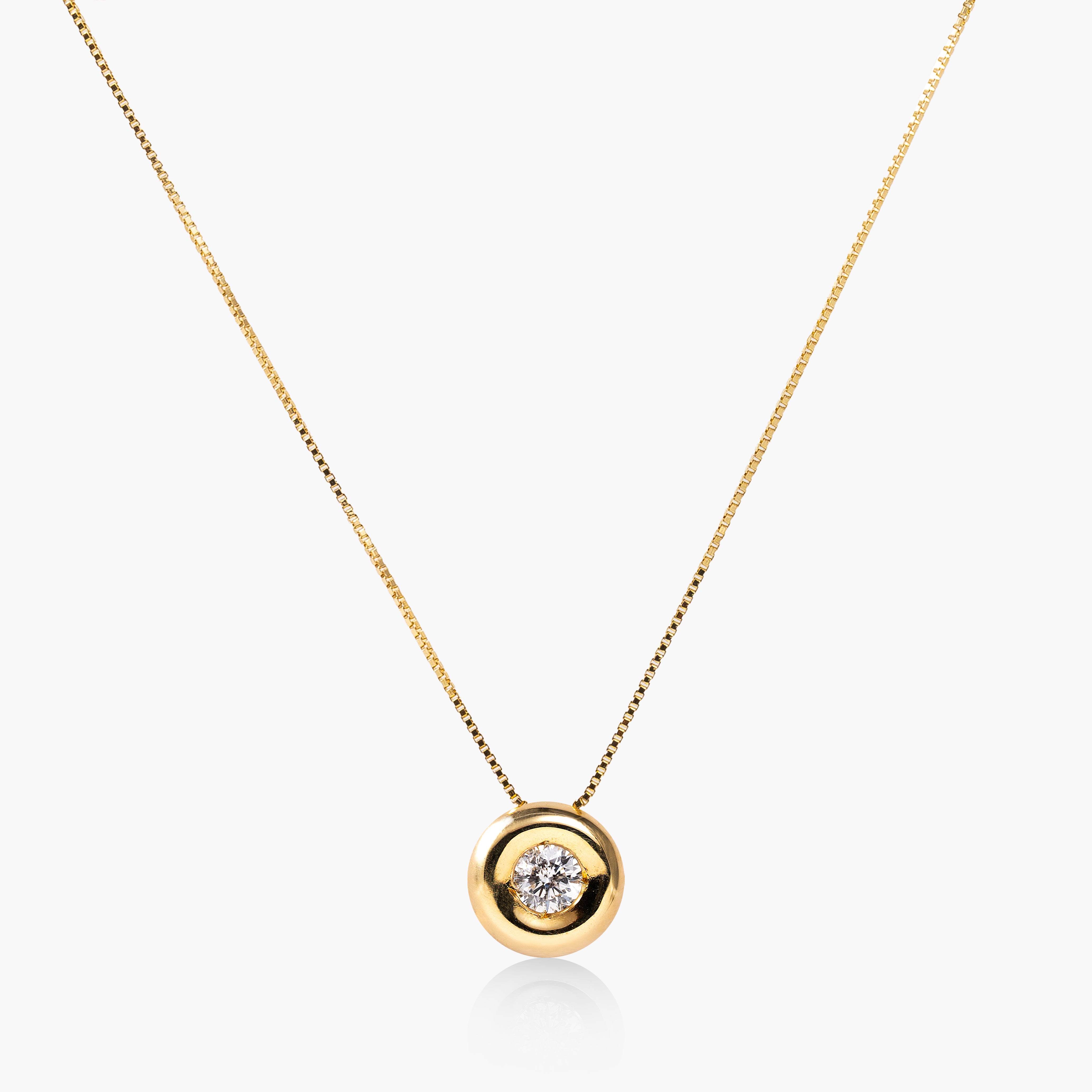 Round Gold Spotlight Diamond Necklace